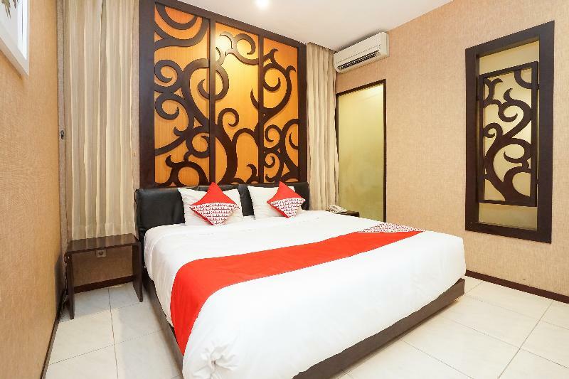 Istana Permata Ngagel Hotell Surabaya Exteriör bild